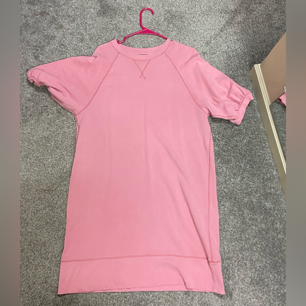 JCrew sweatshirt dress. Hits a knee. Smoke free pet free home.